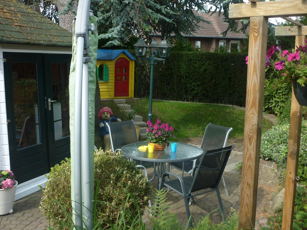 Tonnie'S Bed And Breakfast Керкраде Екстериор снимка